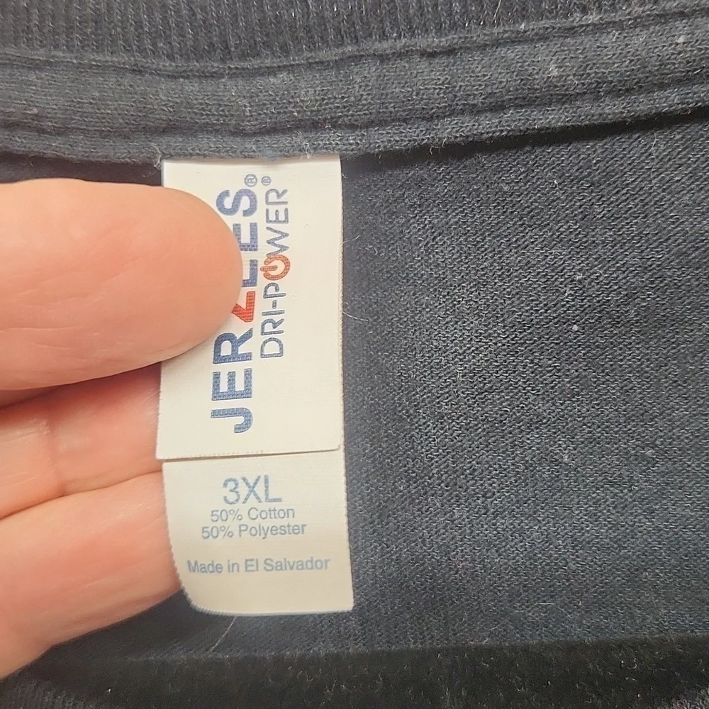 Camping is how I spend most days black tshirt 3xl great condition Jerzees - Picture 3 of 4